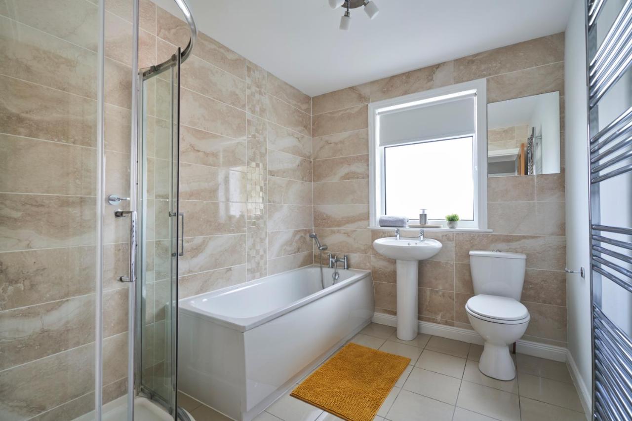 Water View Villa Cairndow Bagian luar foto