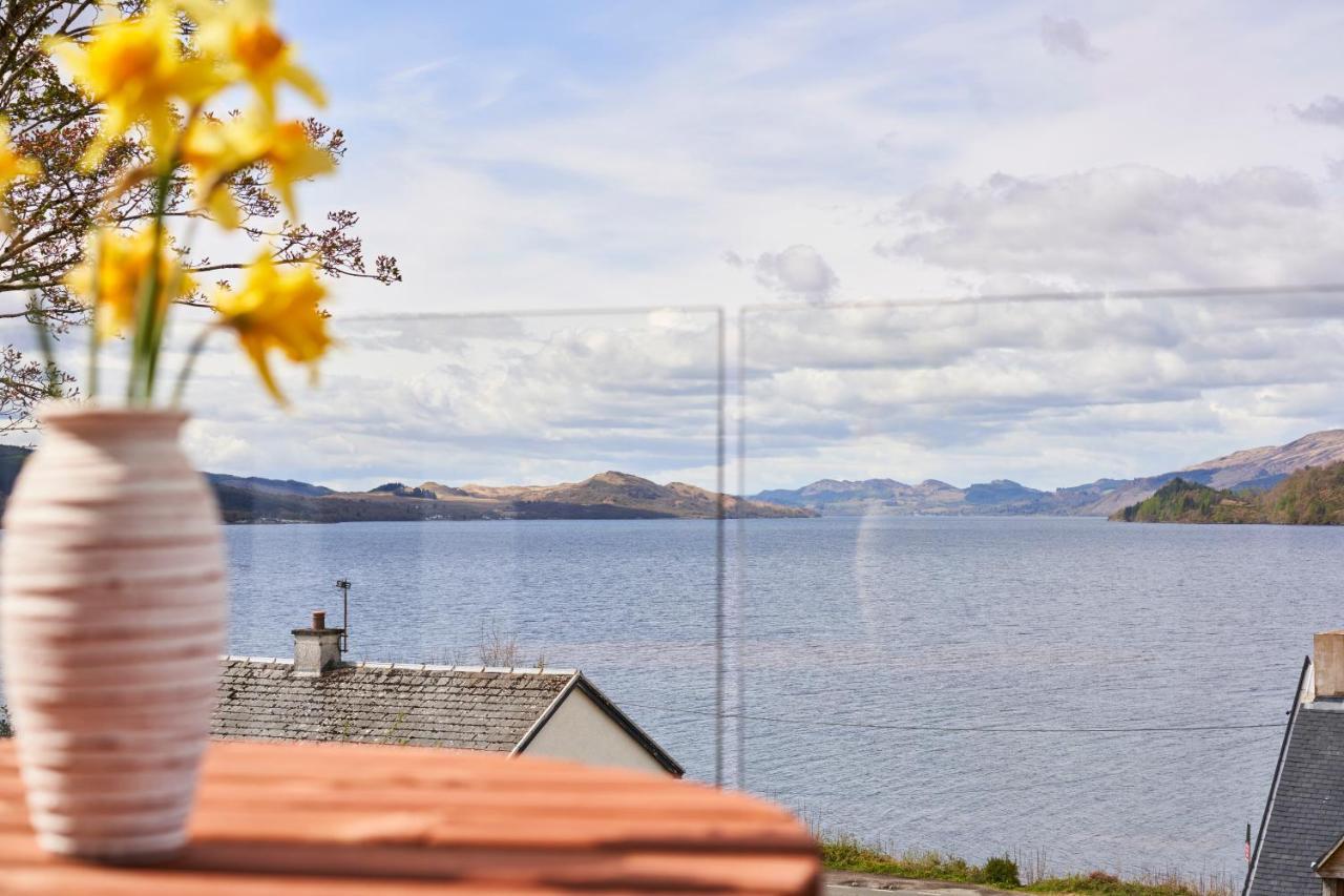 Water View Villa Cairndow Bagian luar foto